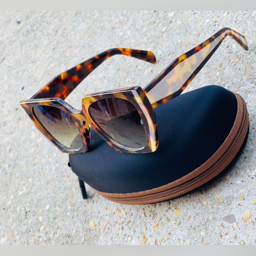 BUNDLE!! Two piece set of the inspired sunglasses, sunnies, sun shades!